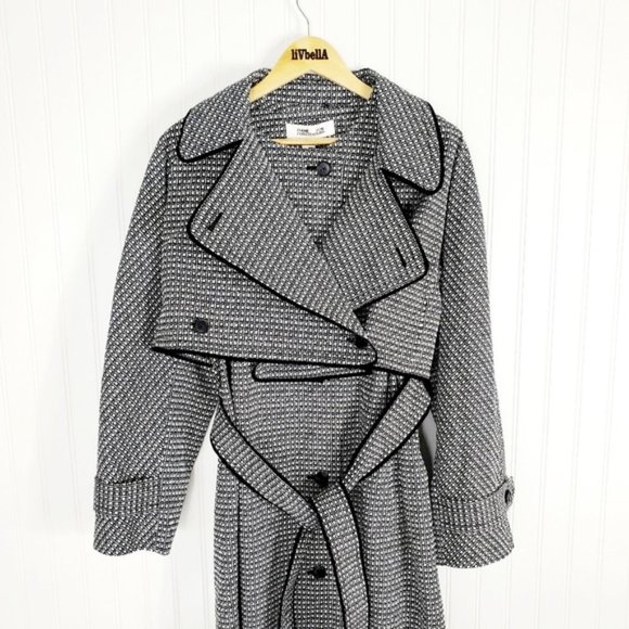 Diane VON FURSTENBURG  PATSY CONVERTIBLE JACQUARD TRENCH COAT, VEST, OR … - Picture 8 of 16